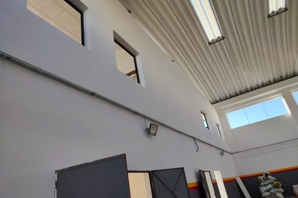 Construction d une unité industrielle dans la zone industrielle de KFG Oued Salah